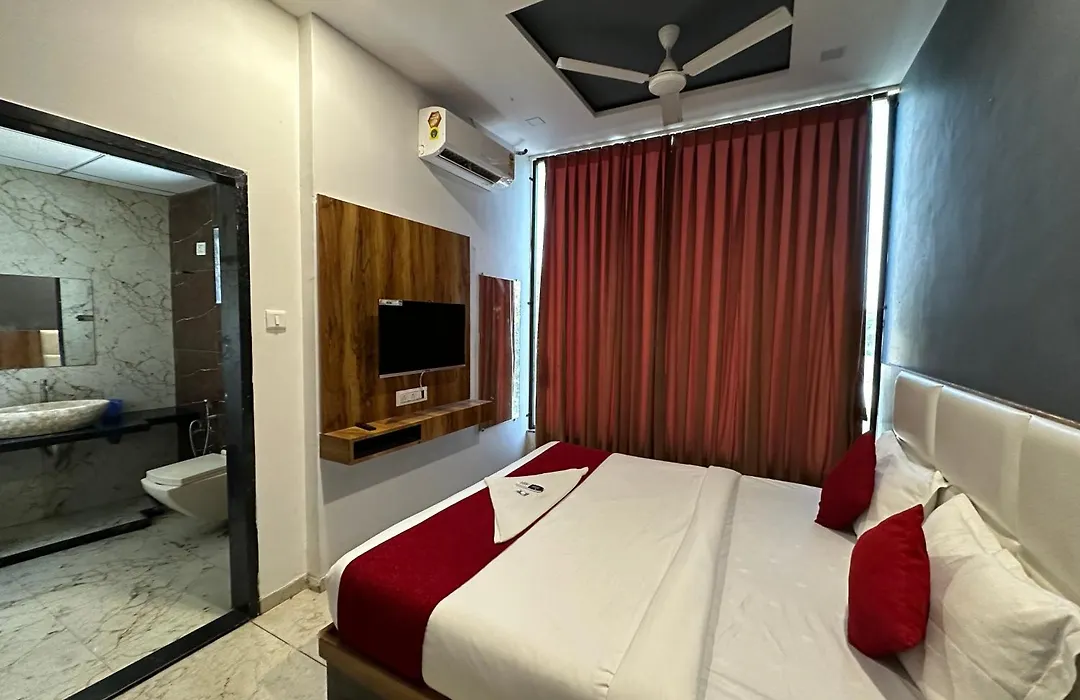 Hotel Dumas Near Airport-1